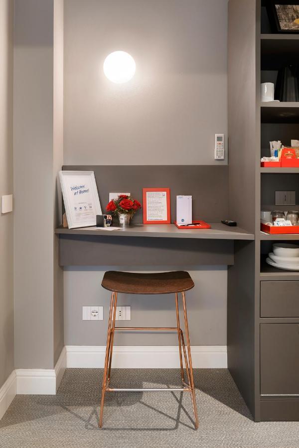 Anjoy&Bleev Rooms Rho Exteriér fotografie